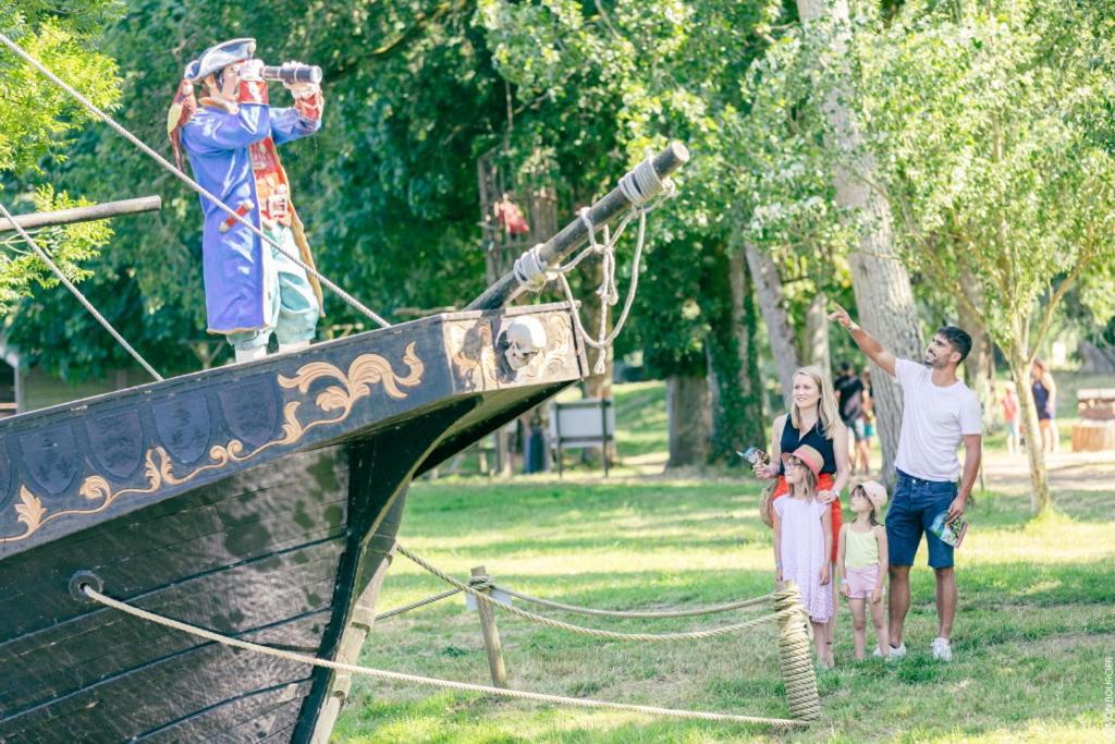 Gite Douceur De Vivre Saint-Avaugourd-des-Landes Zewnętrze zdjęcie
